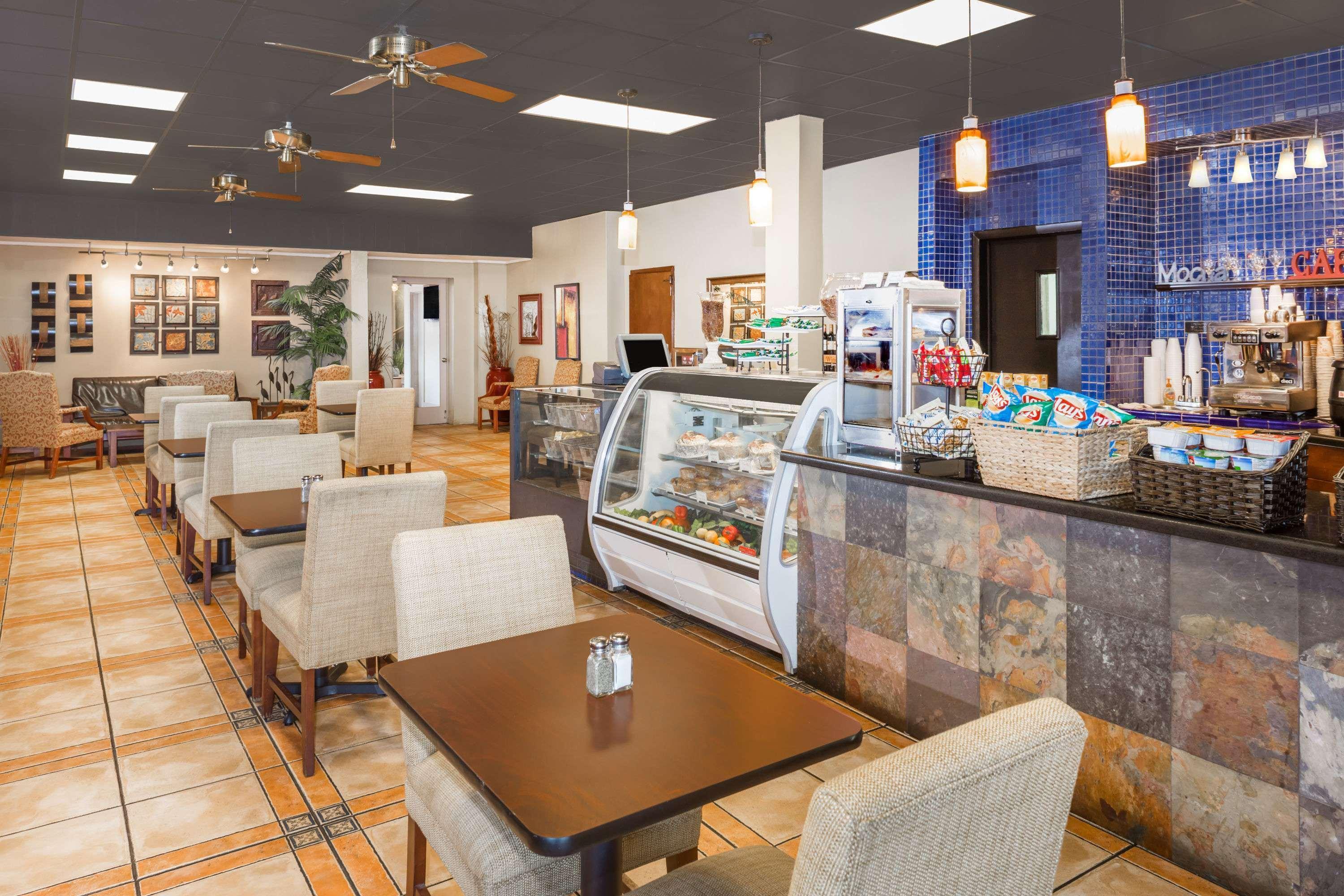 Days Inn By Wyndham Miami Airport North Miami Springs Bagian luar foto
