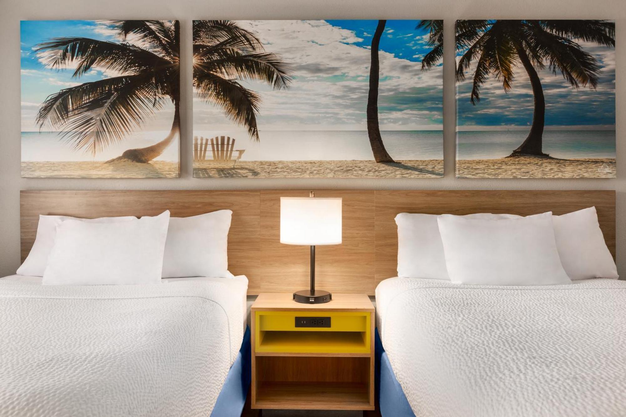 Days Inn By Wyndham Miami Airport North Miami Springs Bagian luar foto