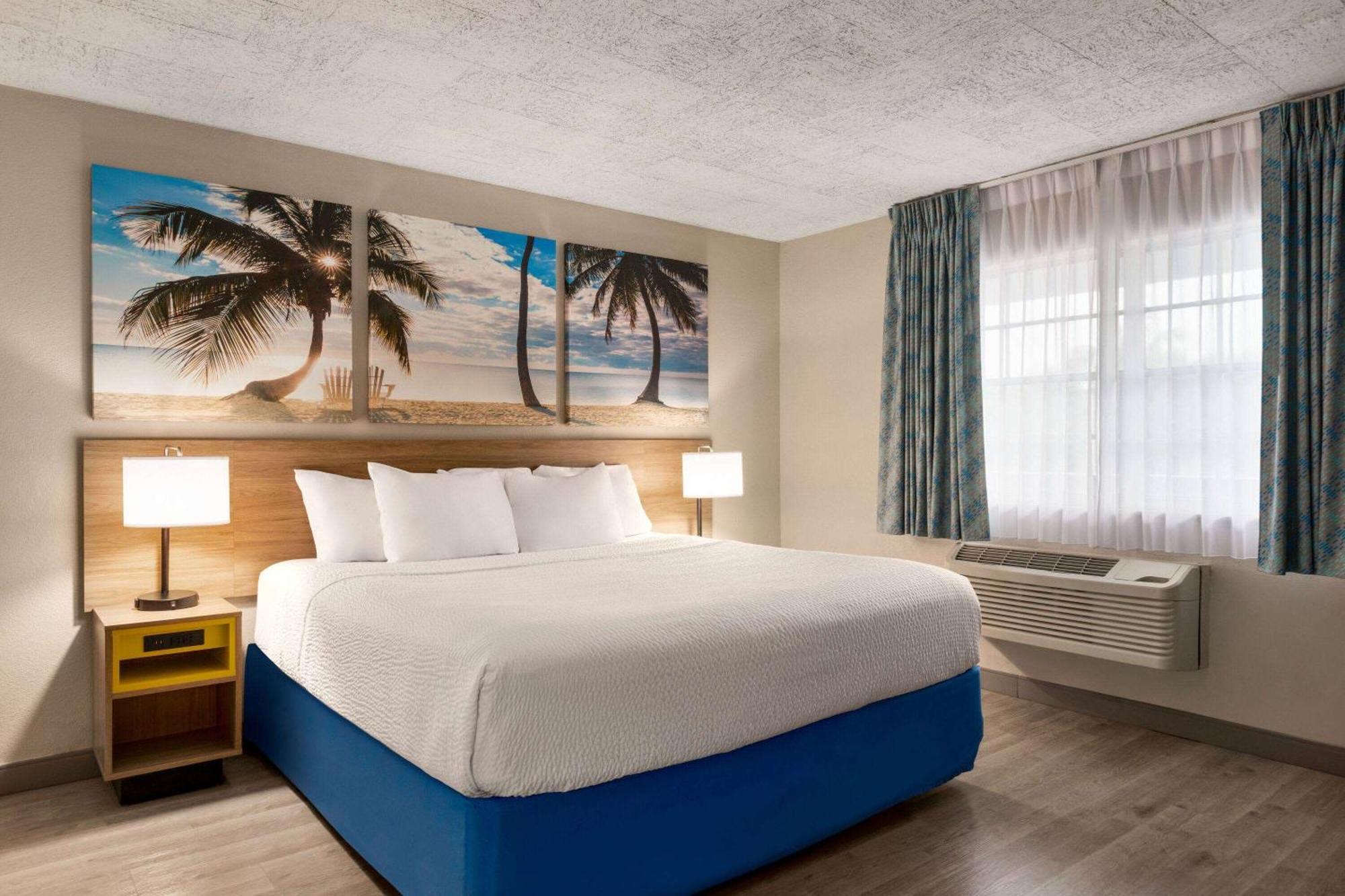 Days Inn By Wyndham Miami Airport North Miami Springs Bagian luar foto
