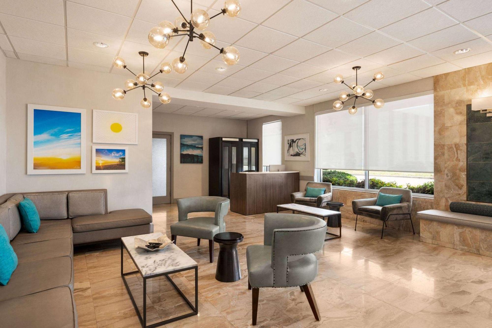 Days Inn By Wyndham Miami Airport North Miami Springs Bagian luar foto