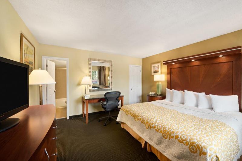 Days Inn By Wyndham Miami Airport North Miami Springs Bagian luar foto
